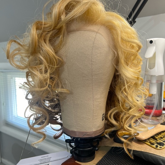 Vivica Fox Wig CANDI - Picture 4 of 5